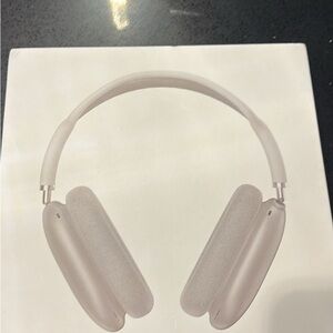 Apple White Over-Ear Headphones with Premium Design